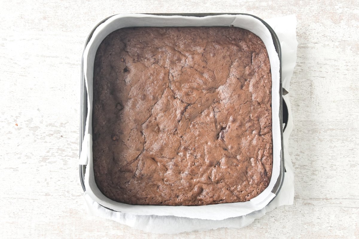 Horneamos el brownie sin gluten