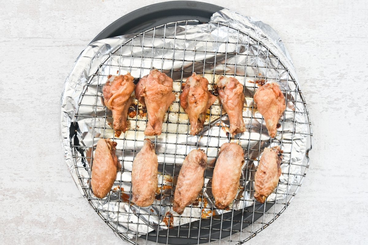 Horneamos las alitas a 220°C