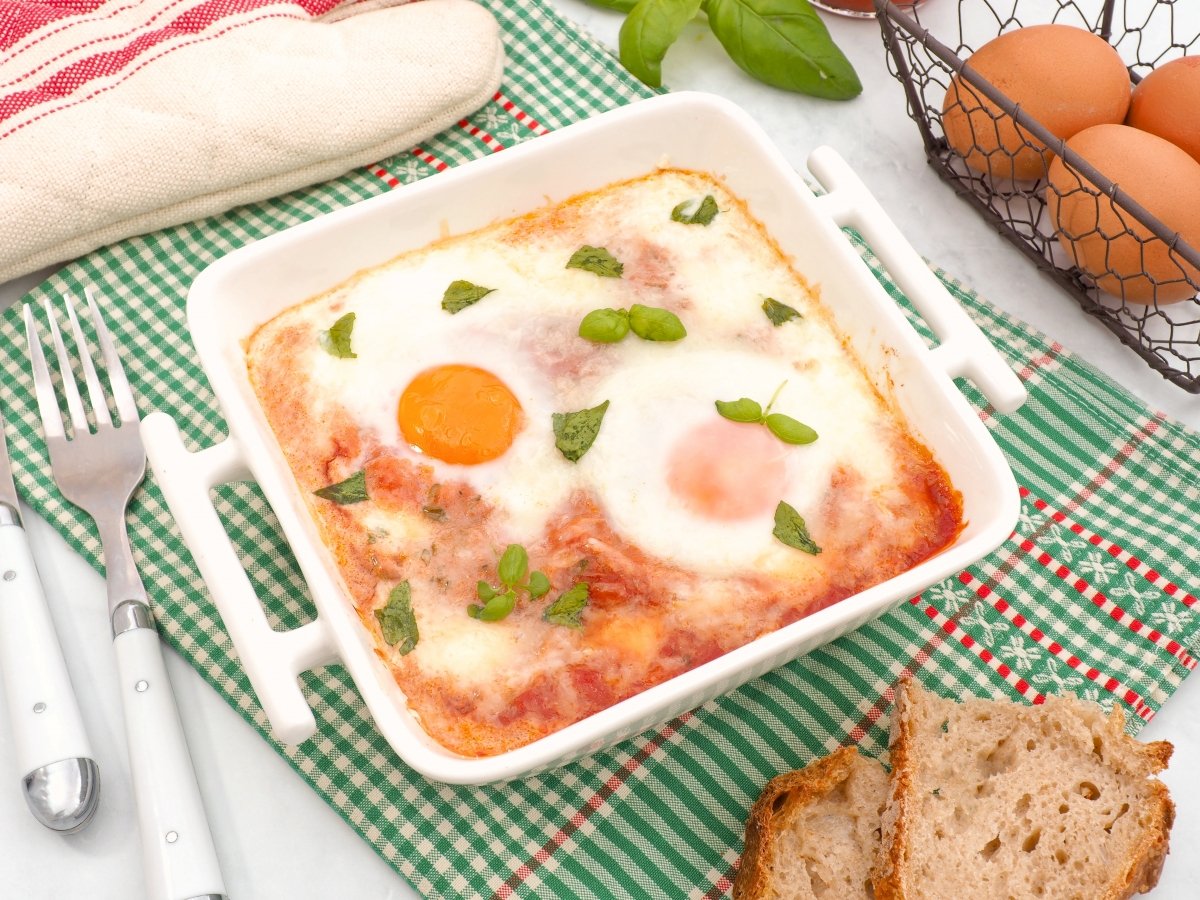 Huevos al horno listos para servir