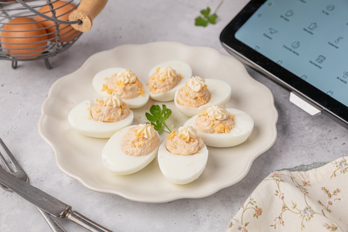 Huevos rellenos en Thermomix
