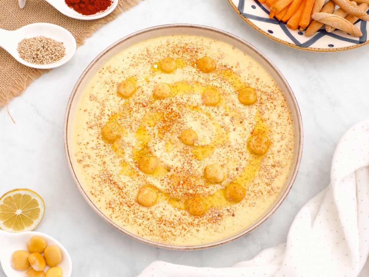 Hummus de altramuces listo para servir