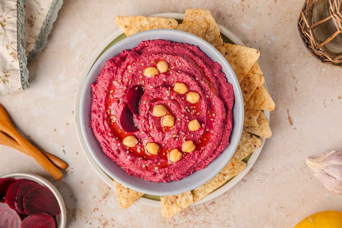 Hummus de remolacha en Thermomix servido