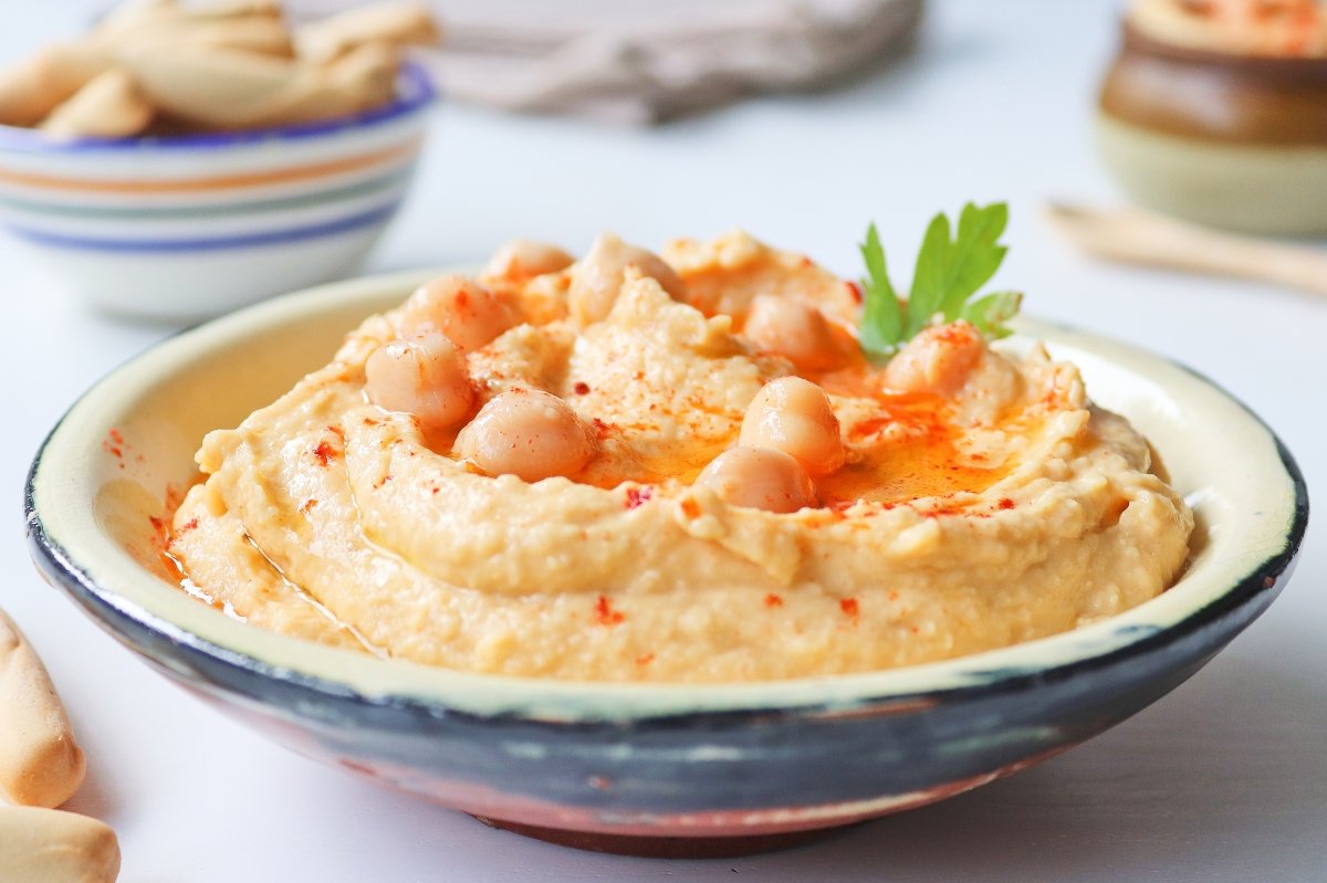 Hummus en vasitos de aperitivo