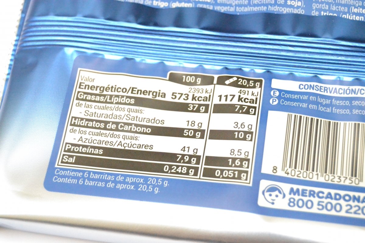 Información nutricional de las barritas de barquillo y chocolate de Mercadona