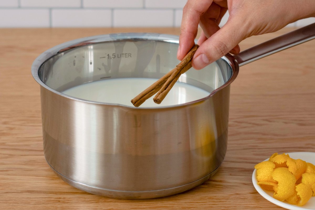 Infusionamos con canela y limón el arroz con leche