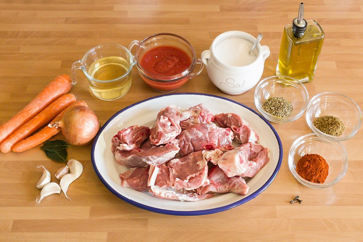 Ingredientes de carne de cabra compuesta