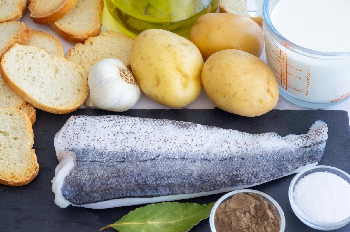 Ingredientes de la brandada de merluza