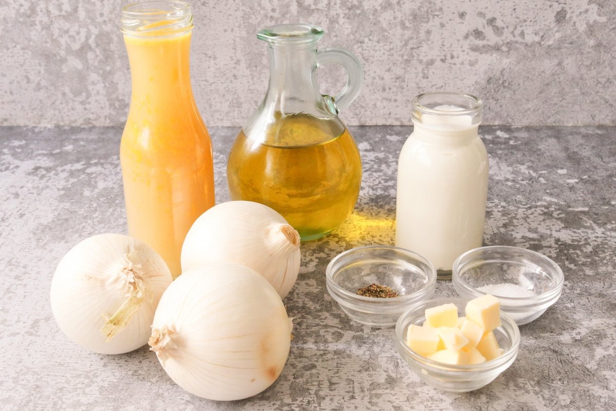 Ingredientes de la crema de cebolla y manzana