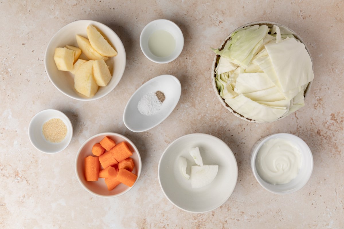Ingredientes de la ensalada de col con Thermomix