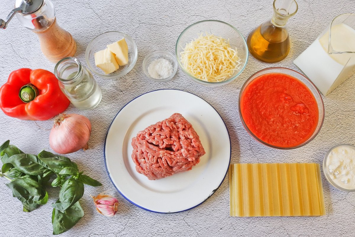 Ingredientes de la lasaña en freidora de aire