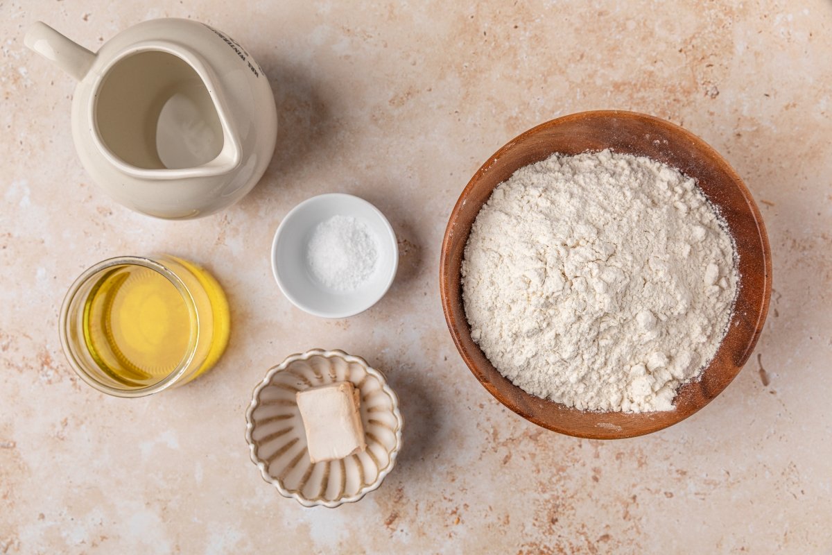 Ingredientes de la masa de empanada en Thermomix