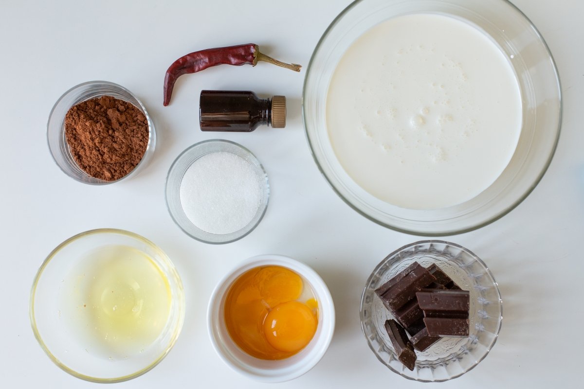 Ingredientes de la mousse de chocolate picante