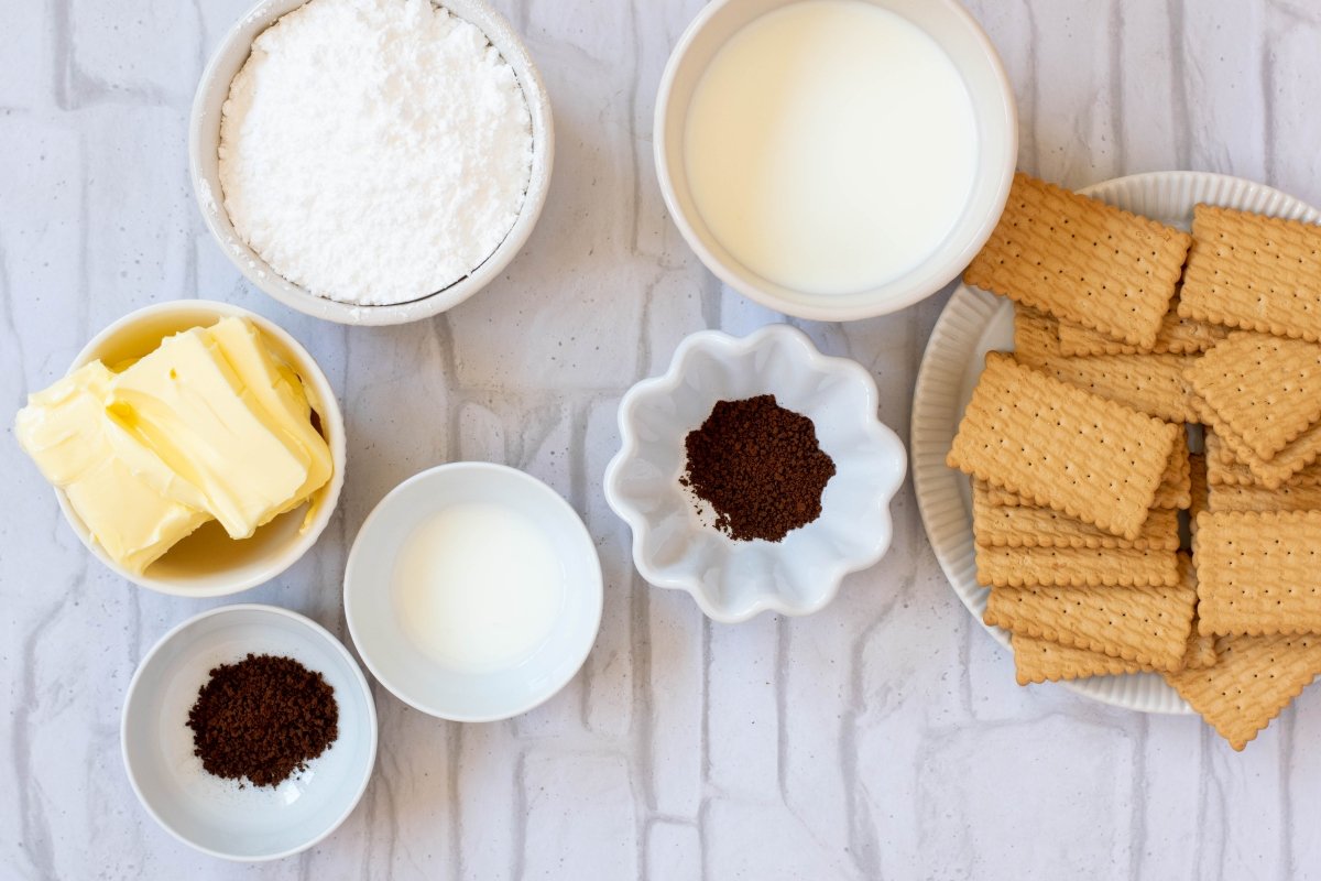 Ingredientes de la tarta de galletas con crema de café