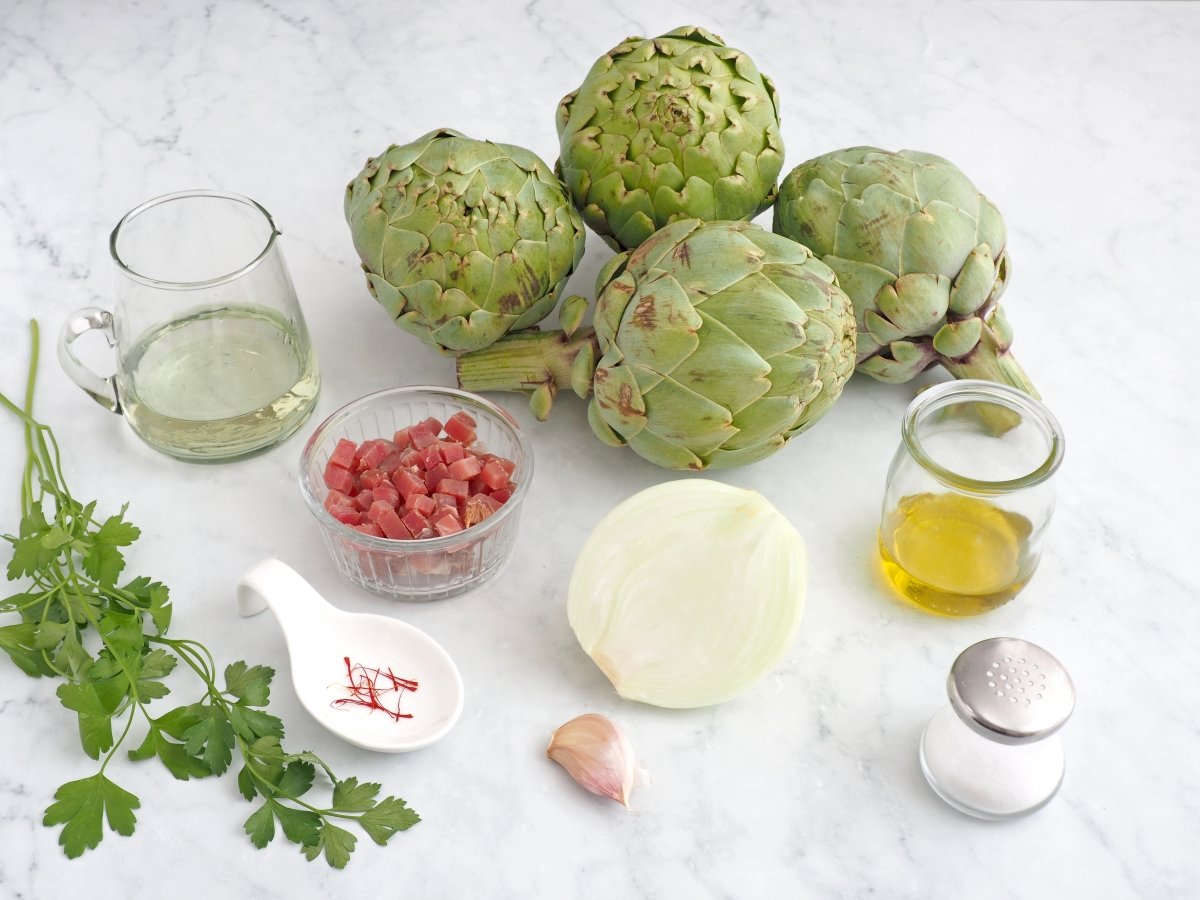 Ingredientes de las alcachofas a la montillana
