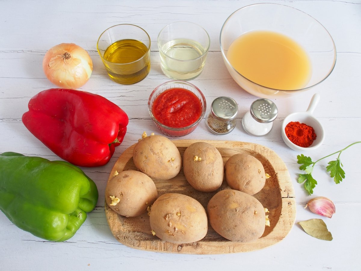 Ingredientes de las patatas guisadas