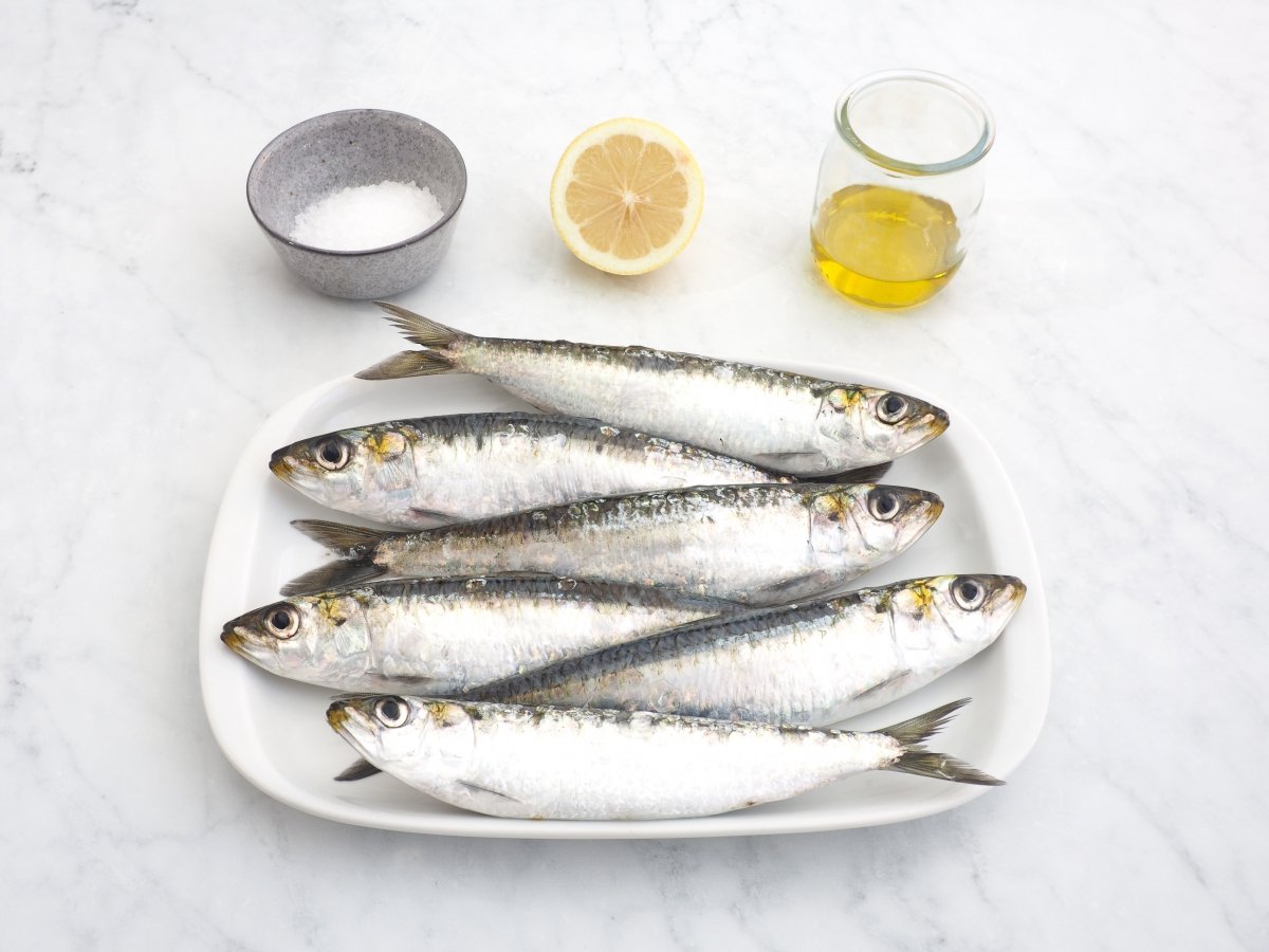 Ingredientes de las sardinas en microondas