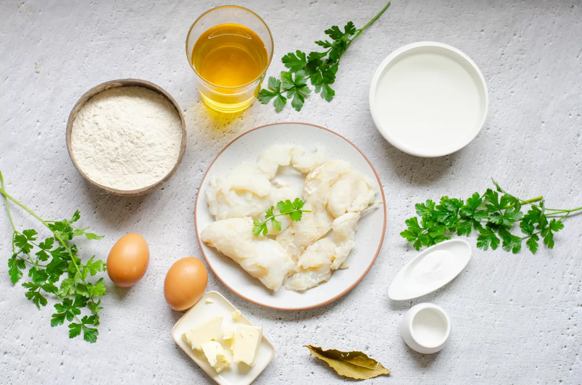 Ingredientes de los buñuelos de bacalao