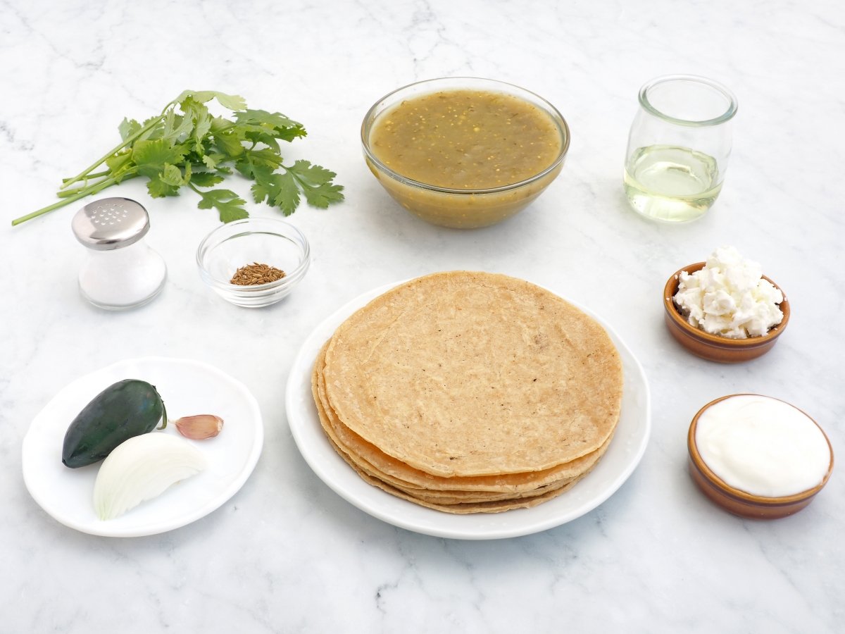 Ingredientes de los chilaquiles mexicanos