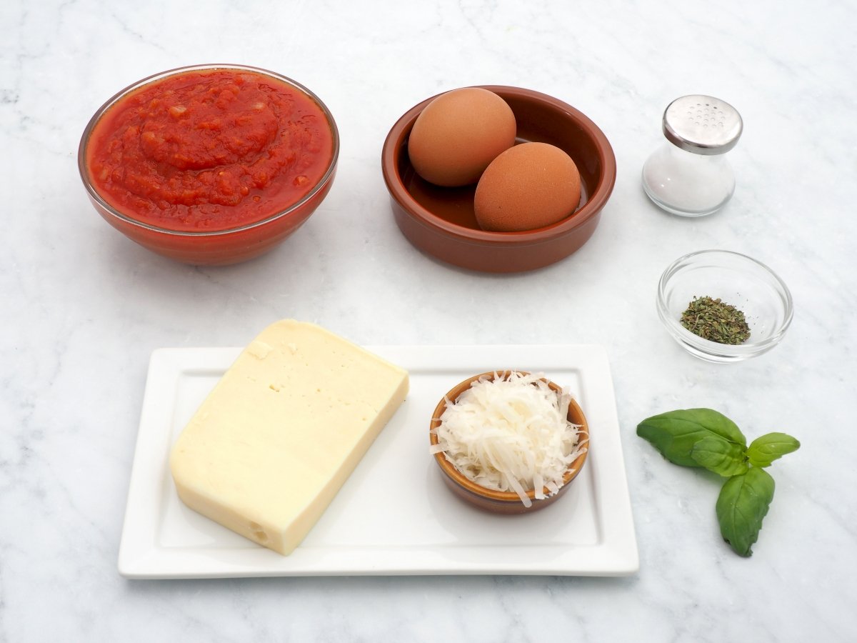 Ingredientes de los huevos al horno