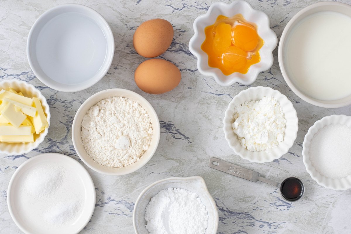 Ingrédients pour profiteroles à la crème