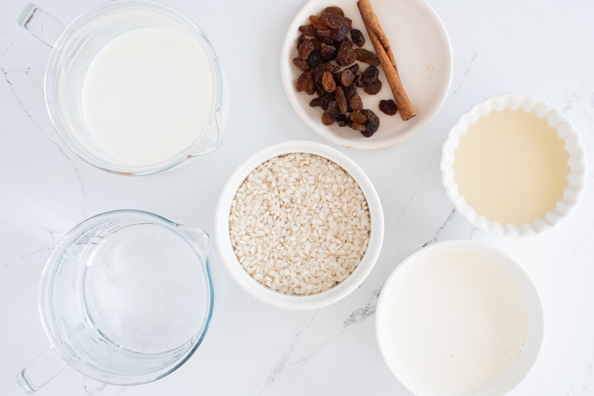 Ingredientes del arroz con leche colombiano