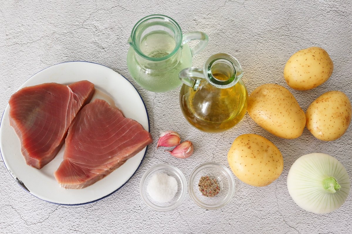 Ingredientes del atún al horno con patatas