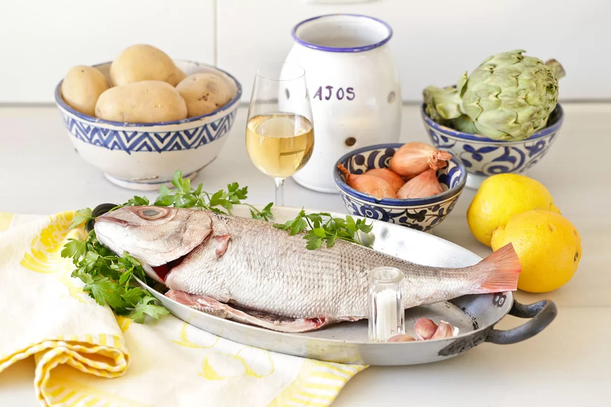 Ingredientes del besugo al horno con salsa de limón *