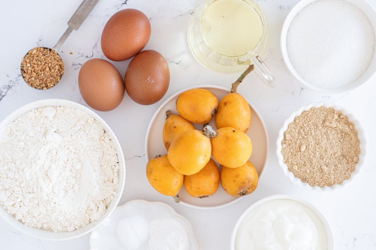 Ingredientes del bizcocho de nísperos