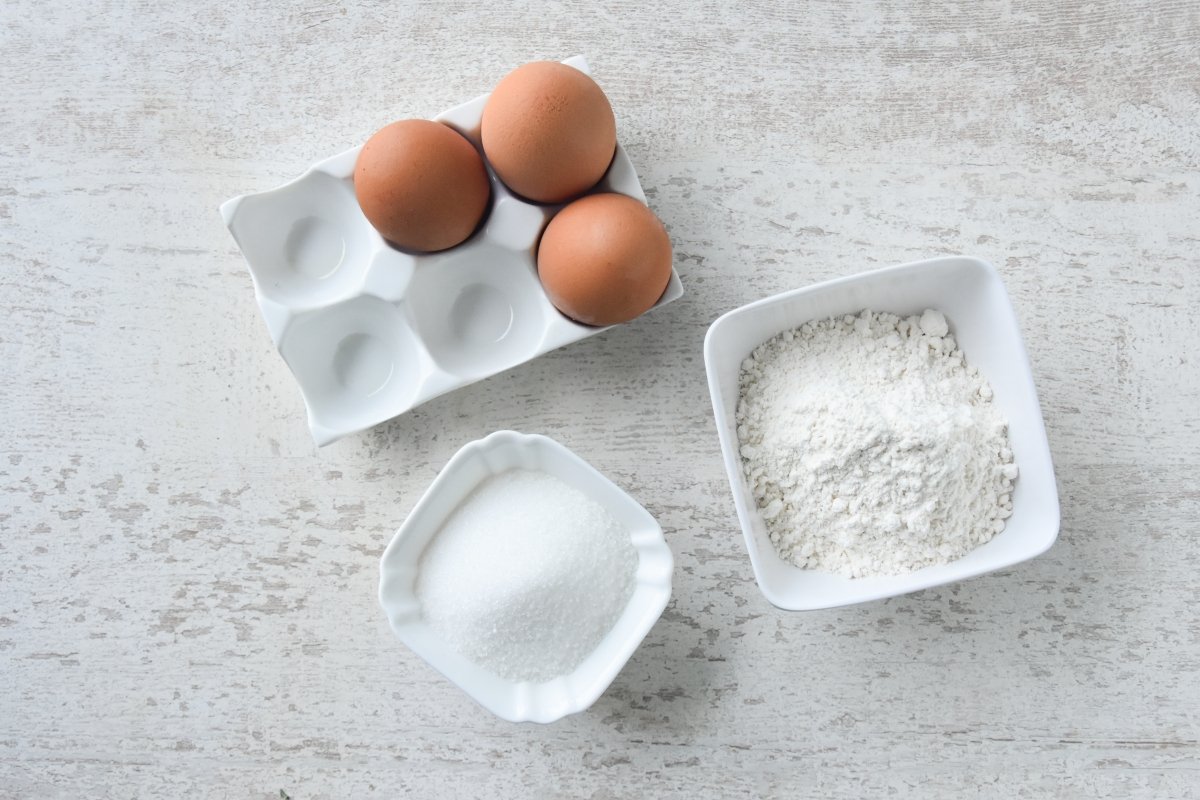 Ingredientes del bizcocho genovés