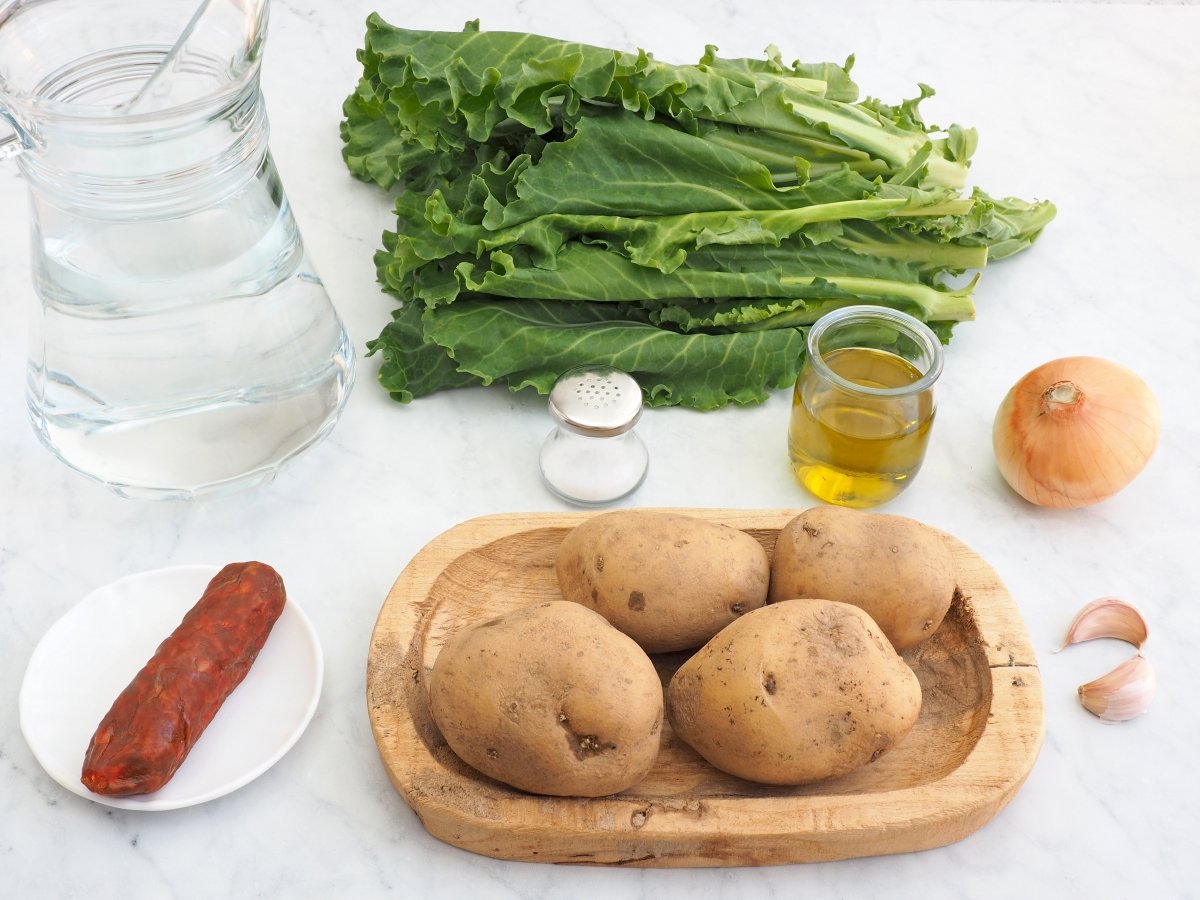 Ingredientes del caldo verde