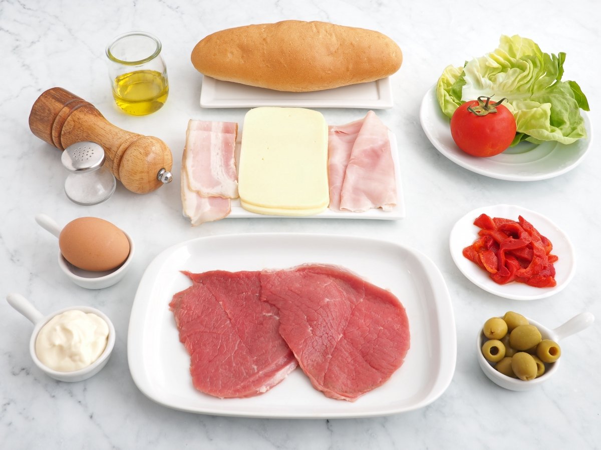 Ingredientes del chivito uruguayo