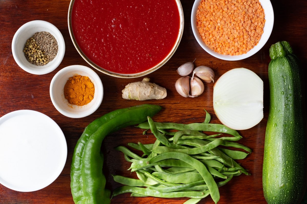Ingredientes del curry de lentejas rojas y verduras