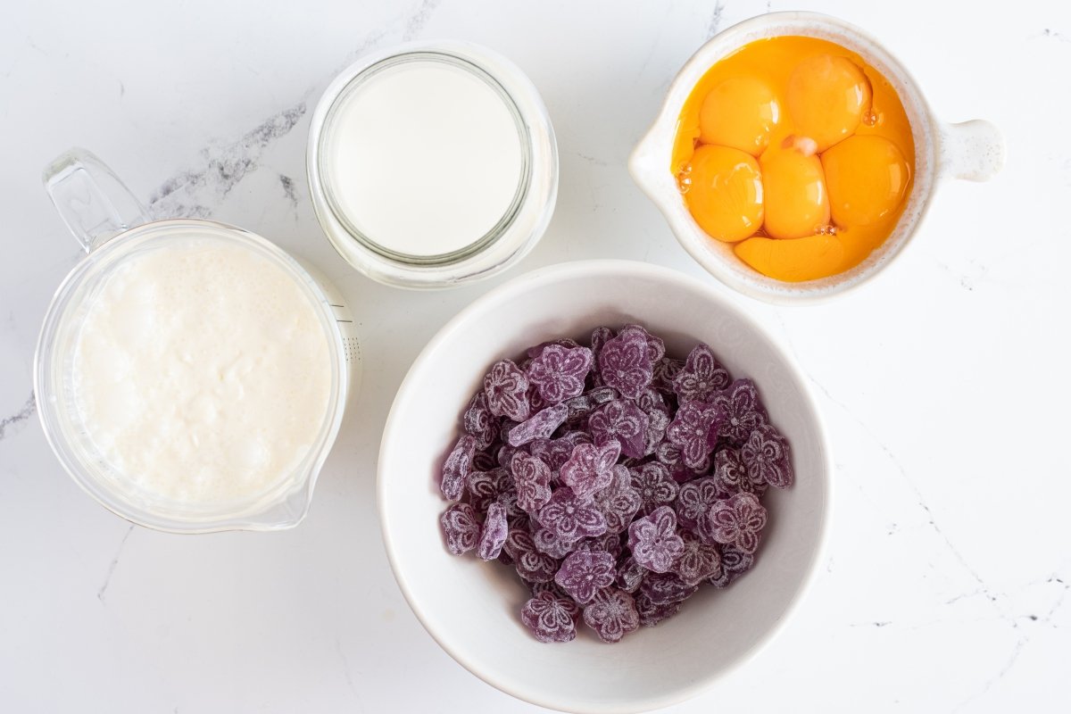 Ingredientes del helado de violetas
