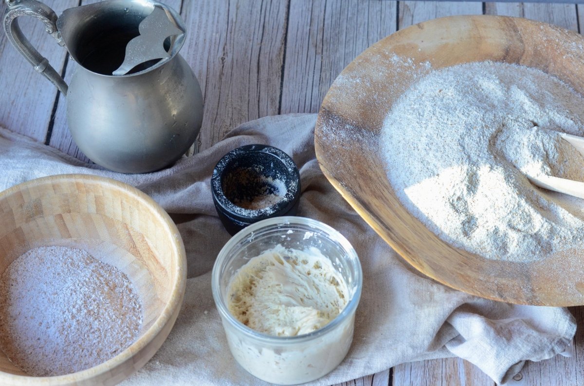 Homemade wholemeal bread ingredients