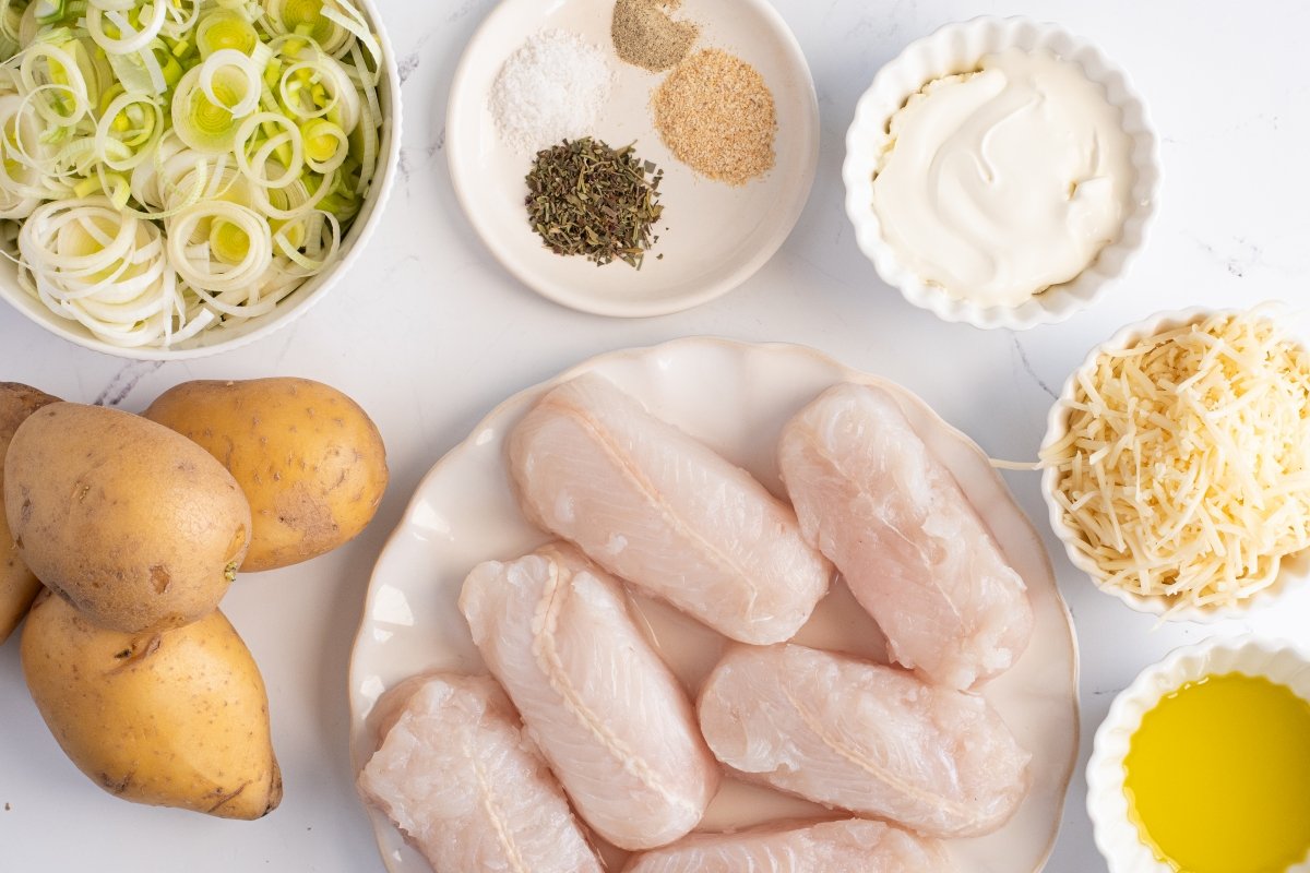 Ingredientes del pastel de patata y pescado