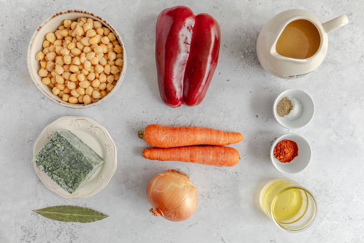 Ingredientes del potaje de garbanzos con verduras nuevo