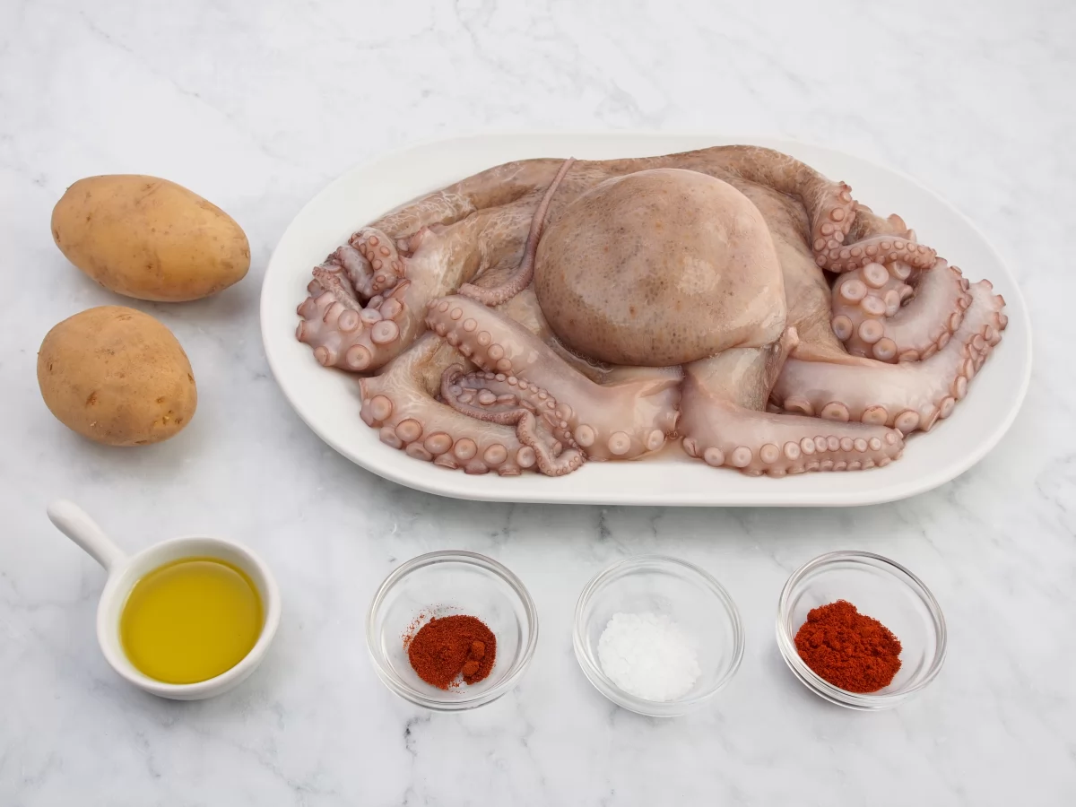 Ingredientes del pulpo a la gallega para cuatro comensales