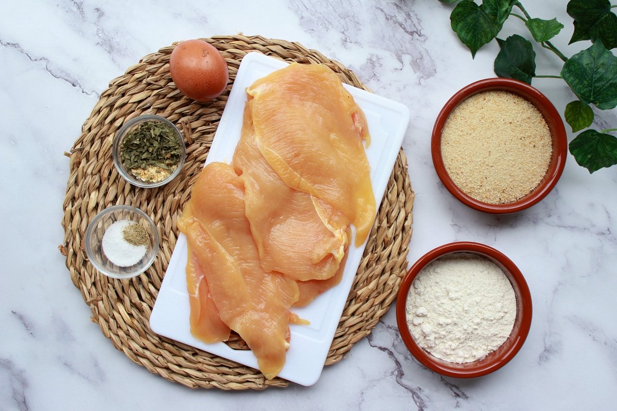Ingredientes necesarios para hacer las milanesas de pollo
