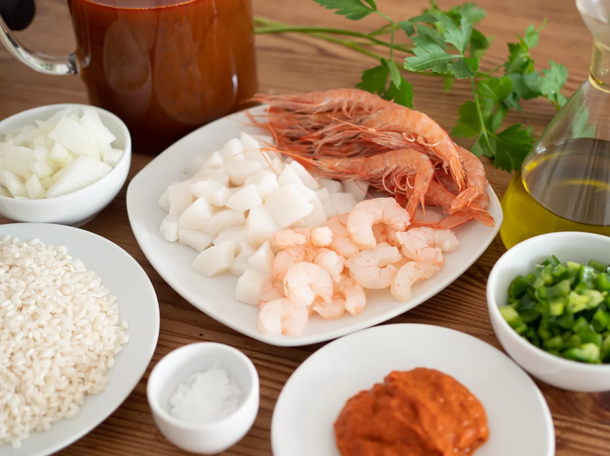 Ingredientes para el arroz con gambas