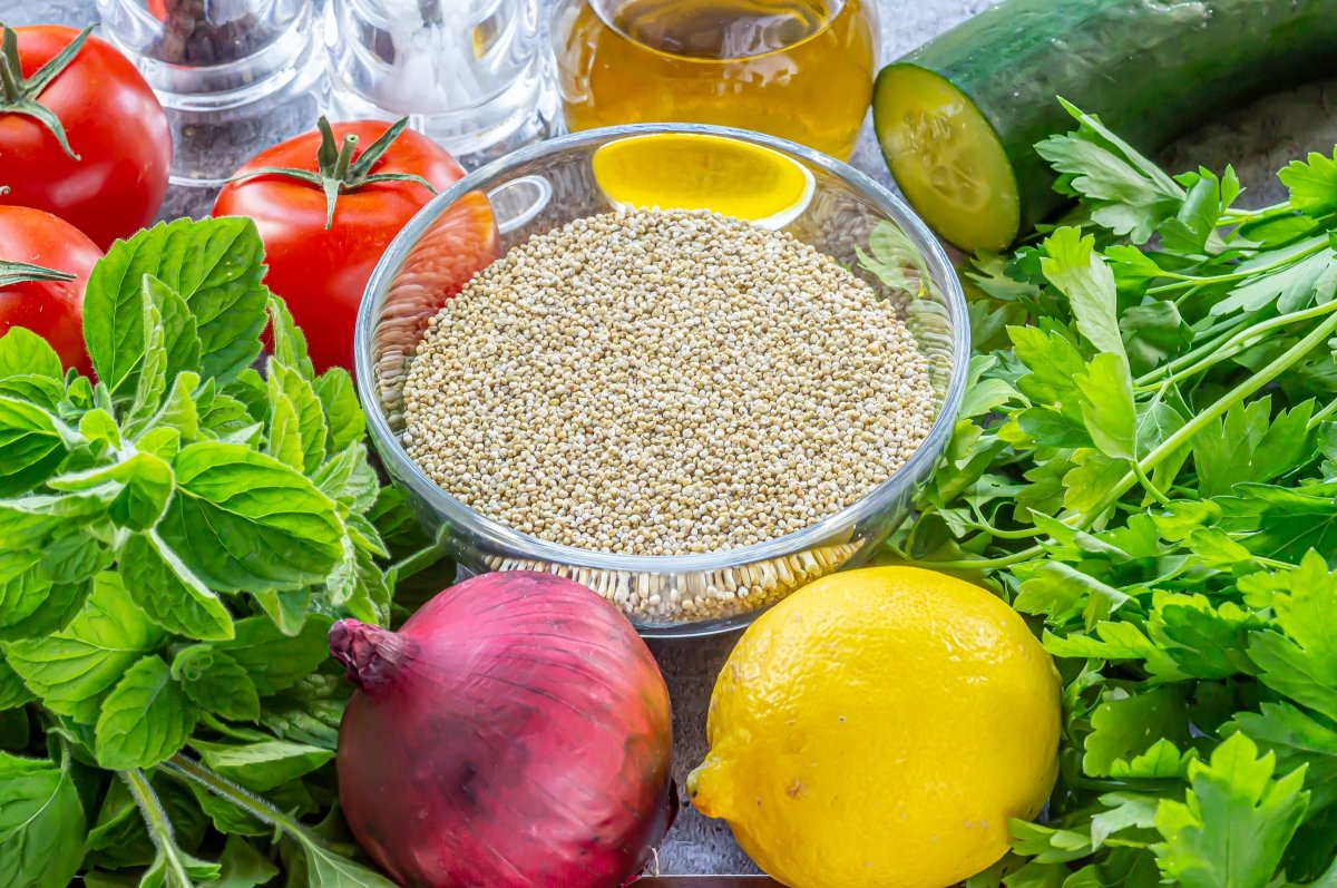 Ingredientes para el tabulé de quinoa