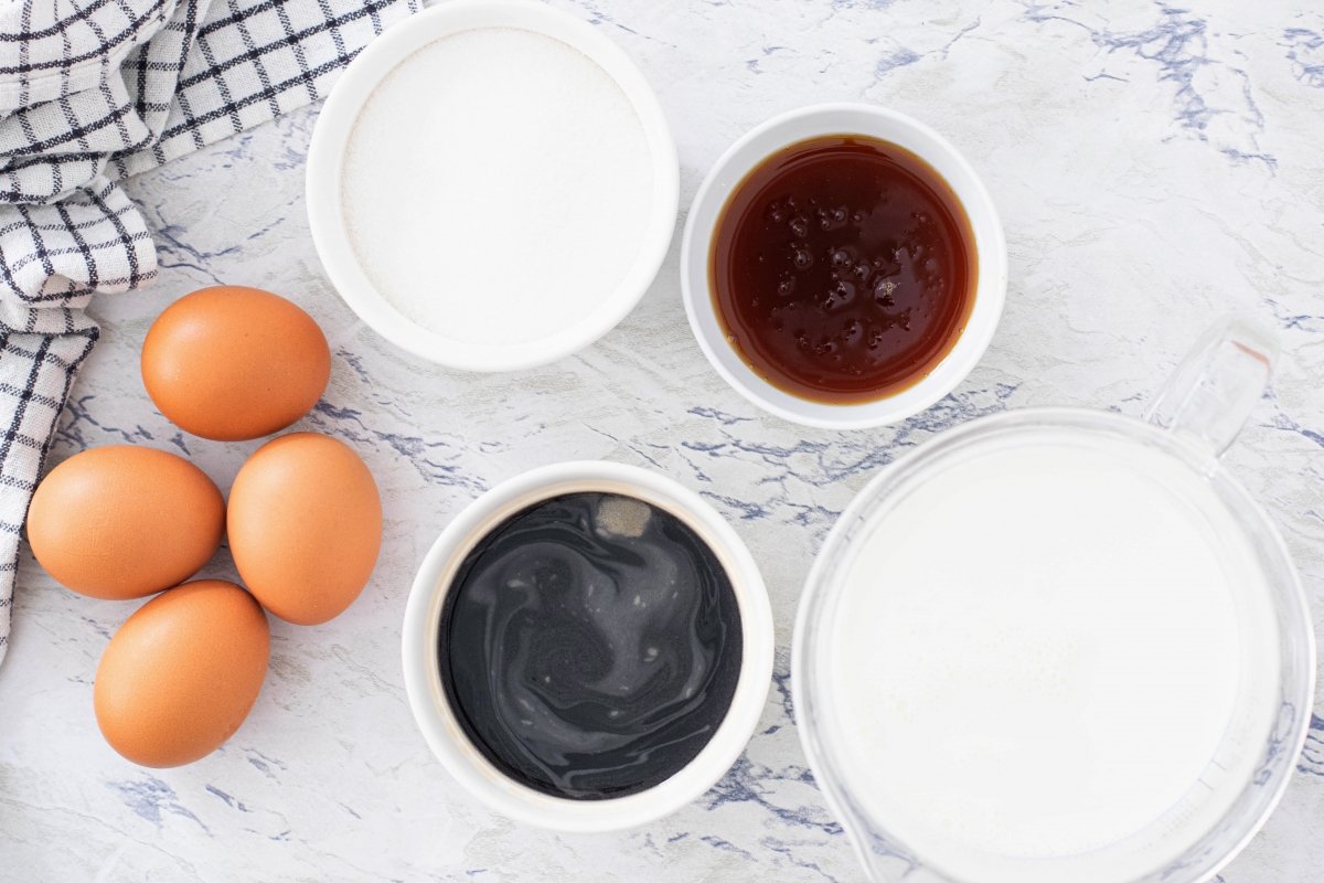 Ingredientes para elaborar el flan de café
