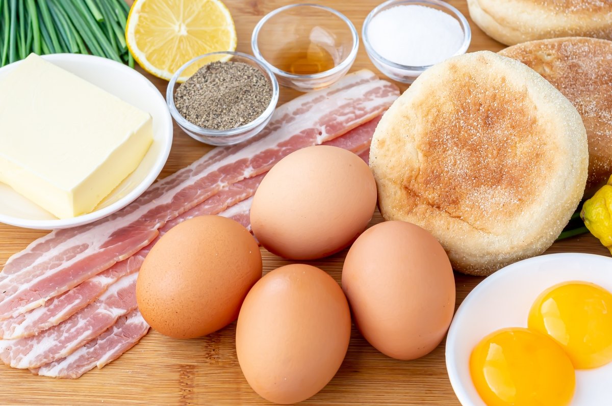 Ingredientes para elaborar huevos Benedict