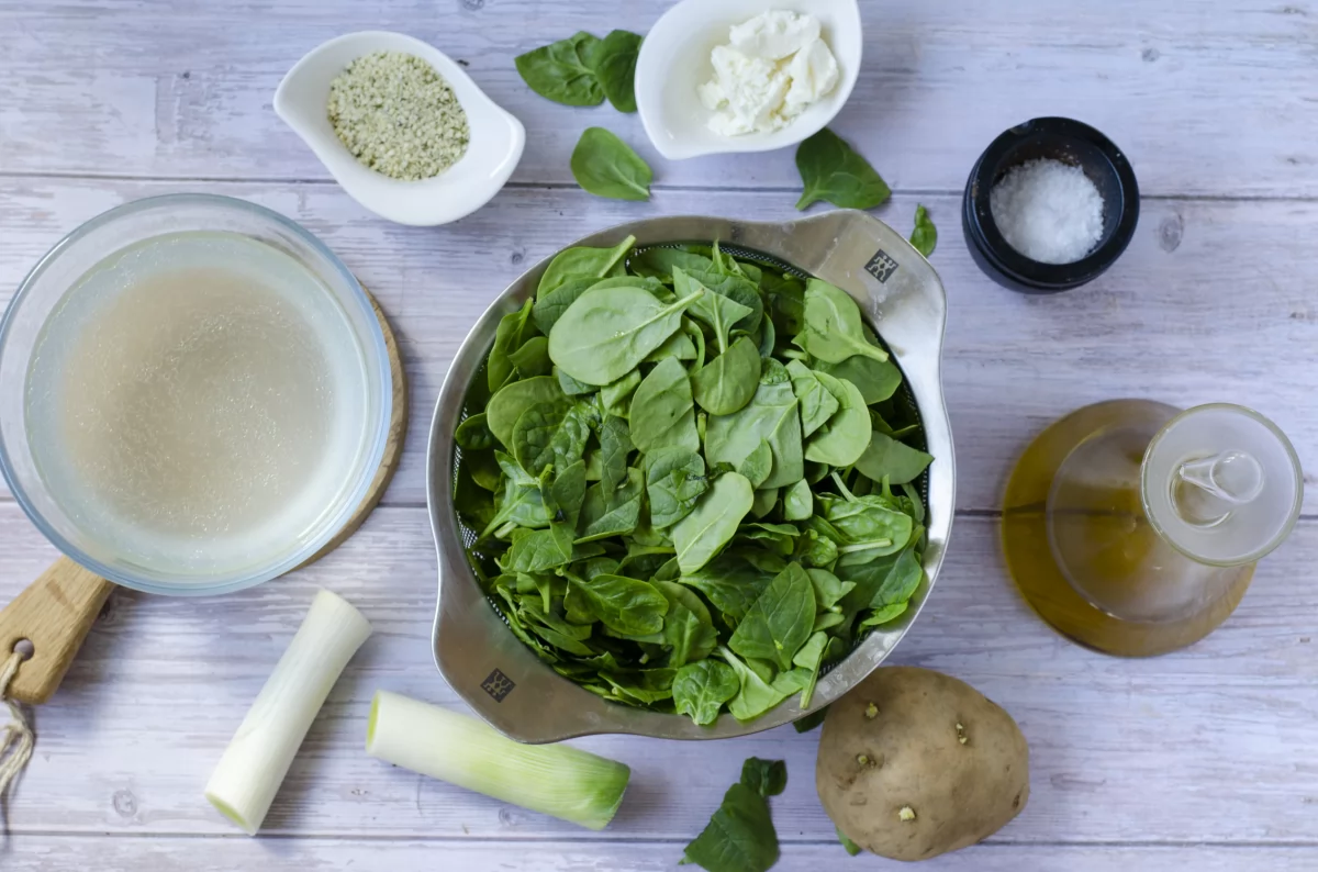 Crema de espinacas 2 Ingredientes para hacer crema de espinacas *