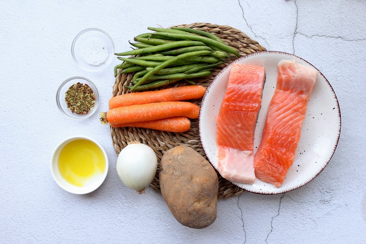 Ingredientes para hacer el salmón al microondas