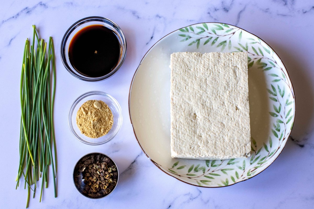 Ingredientes para hacer el tofu a la plancha con salsa de soja