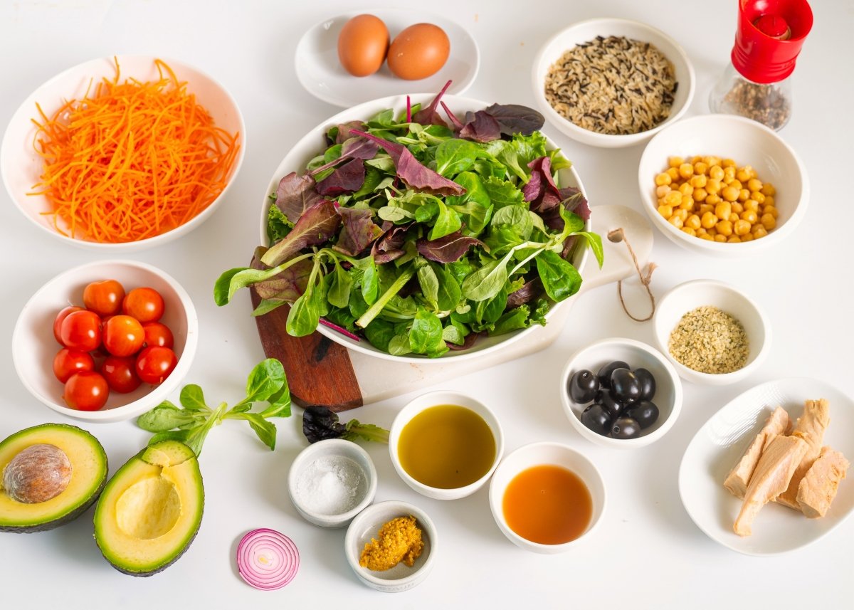 Ingredientes para hacer ensalada completa