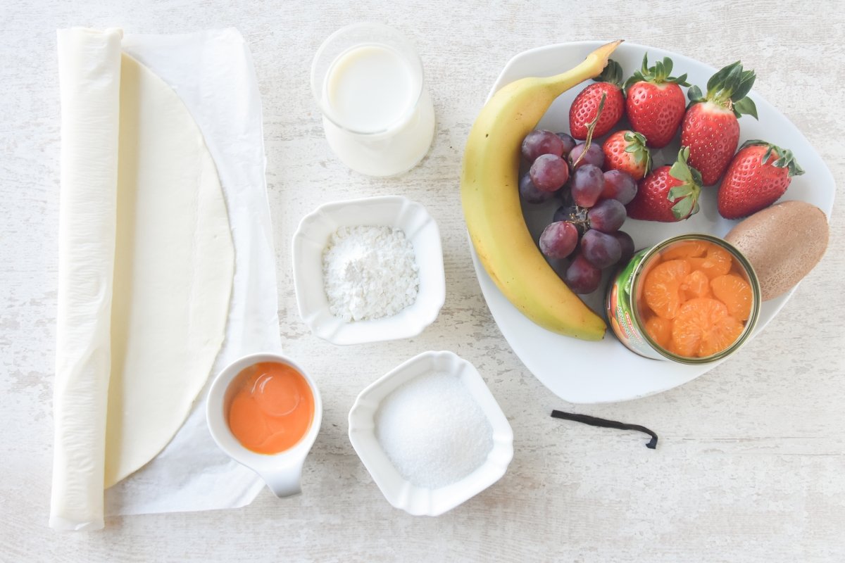 Ingredientes para hacer la tarta de frutas