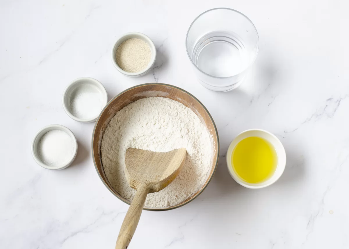 Ingredientes para hacer pan de pita al horno