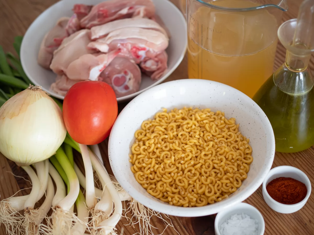 Fideuá de pollo 1 Ingredientes para la fideuá de pollo