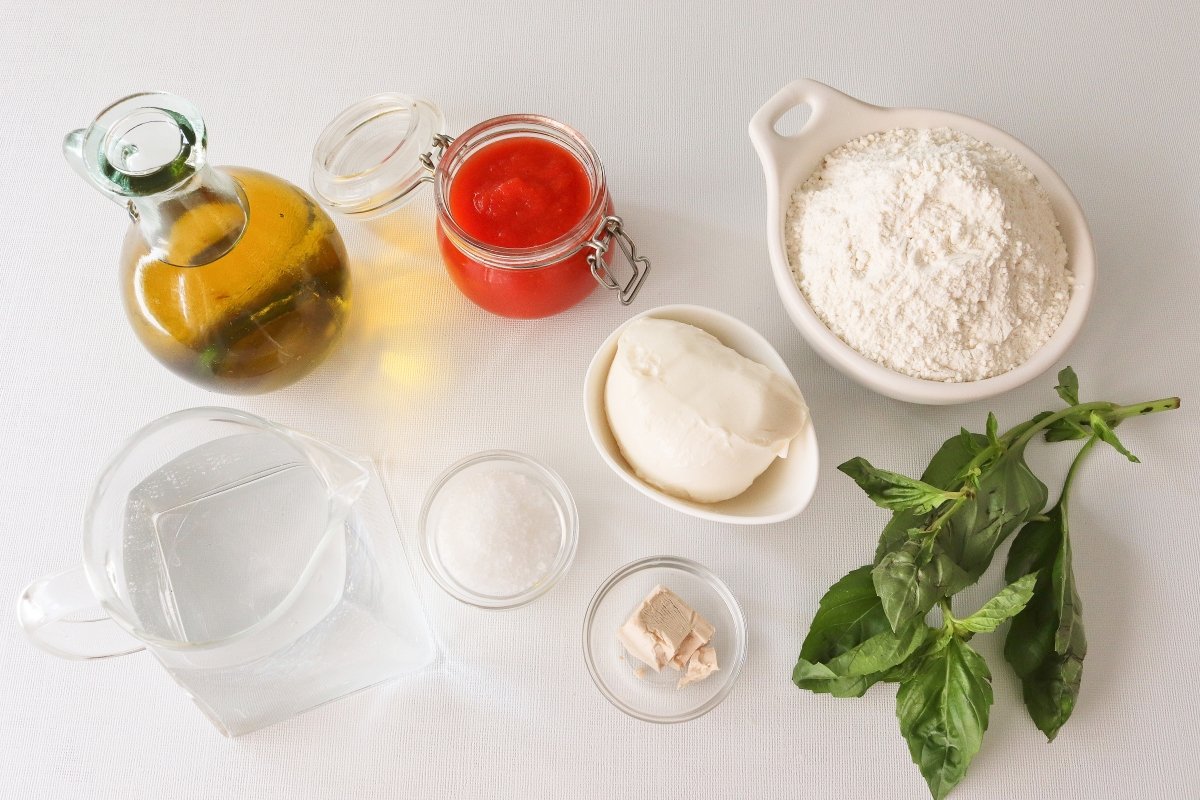 Ingredientes para la pizza napolitana